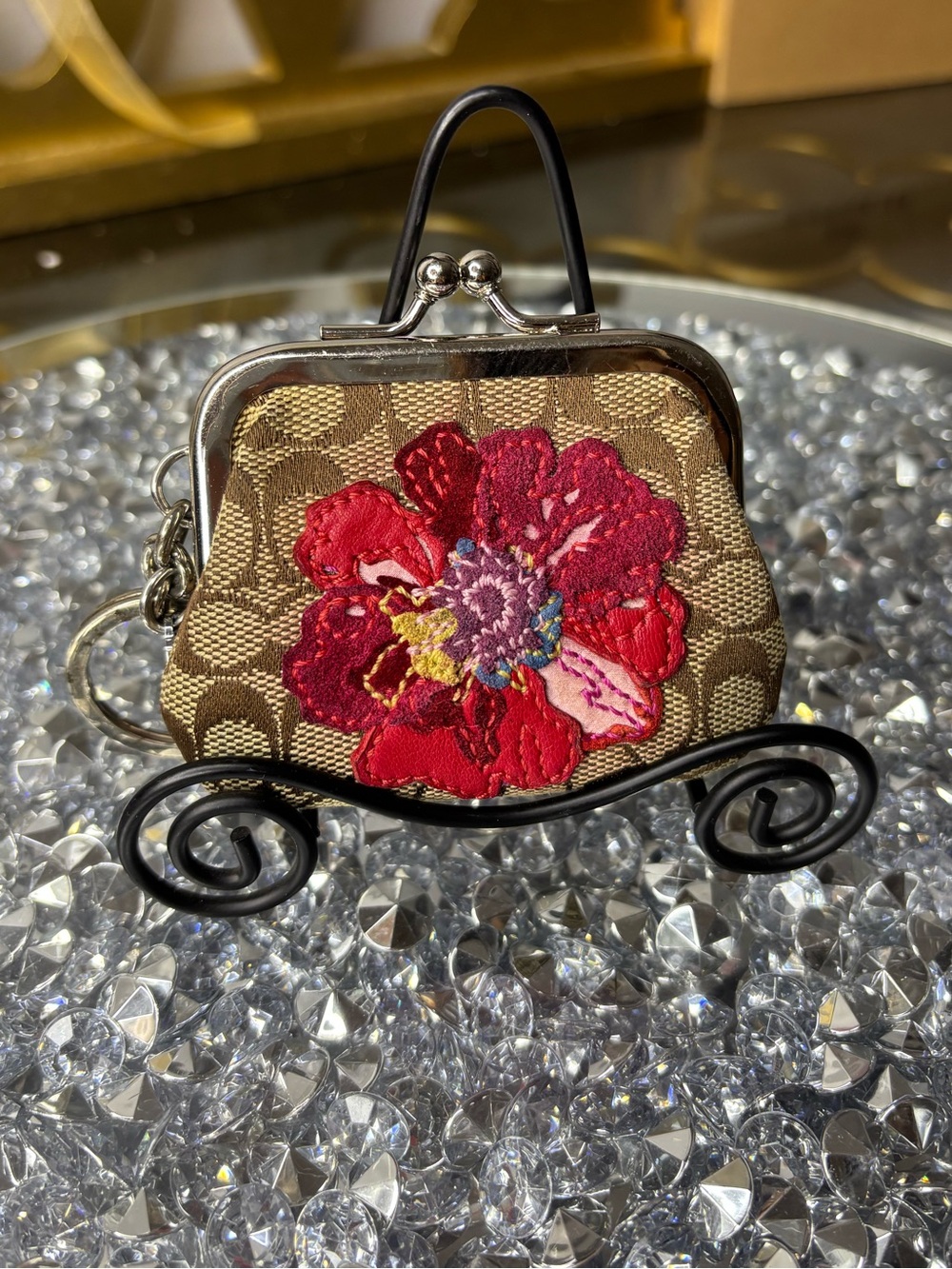 Coach RARE y2k poppy for peace Floral Appliqué kisslock coin charm EUC